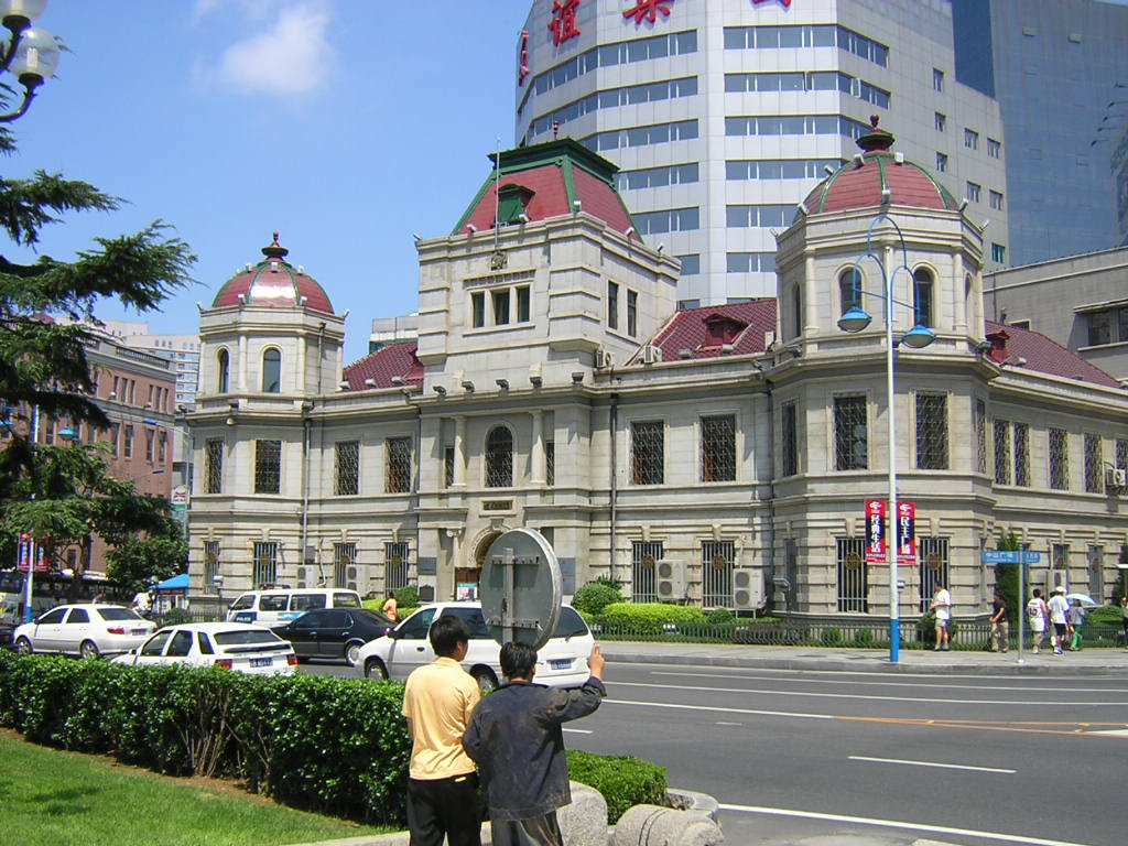 Building 4 - Zhingshan Square - Dalian - August 2004