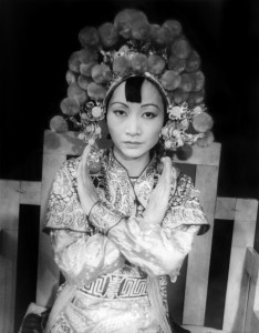 Anna_May_Wong_as_Turandot,_by_Carl_Van_Vechten,_1937