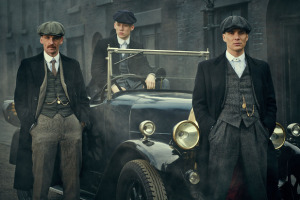 uktv-peaky-blinders-s02-e01