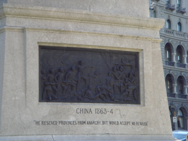 Gen Gordon statue - Melb 3