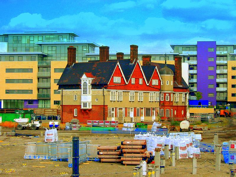 800px-Gallions_Hotel
