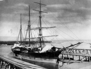 StateLibQld_1_149231_Empress_of_China_(ship)